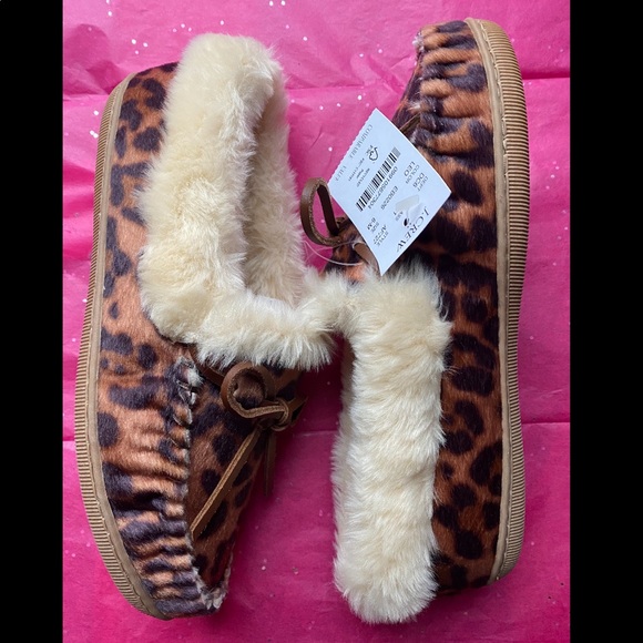 ❌SOLD❌ J. CREW Leopard Moccasin Slippers - Picture 3 of 4
